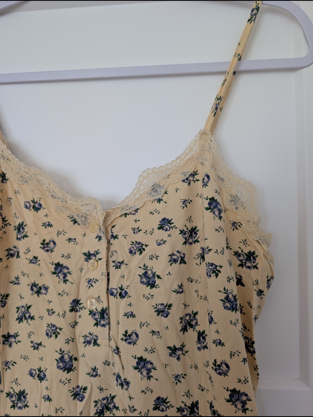 Victoria Secret Floral Lace-Trim Slip Dress in Yellow Size Medium - Picture 3 of 6